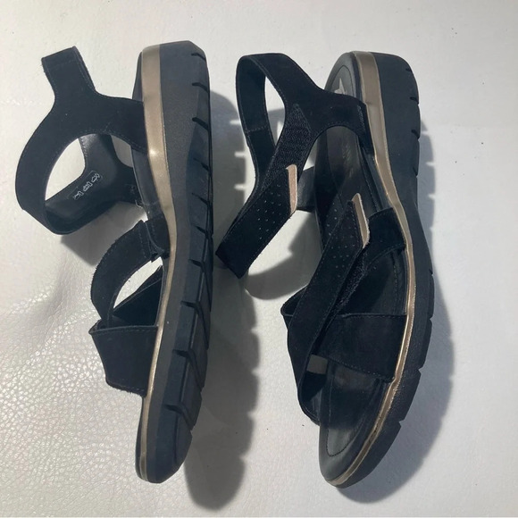 MEPHISTO Sz 41 Velvet Gold Cross Strappy Made  in Portugal Sandals - Picture 6 of 14